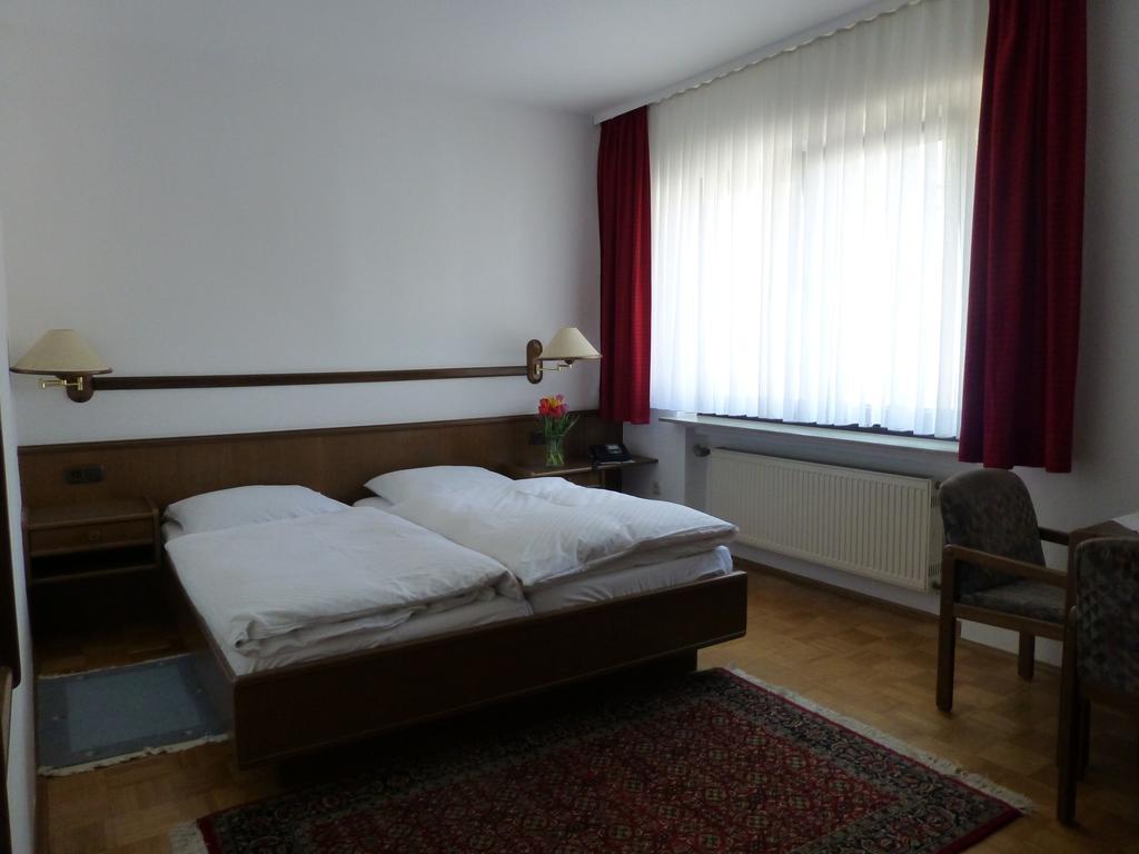 Hotel Alte Bruecke バート・ホンブルク 部屋 写真
